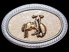 KD29113 VINTAGE 1970s BRONC RIDING COWBOY WESTERN RODEO BELT BUCKLE
