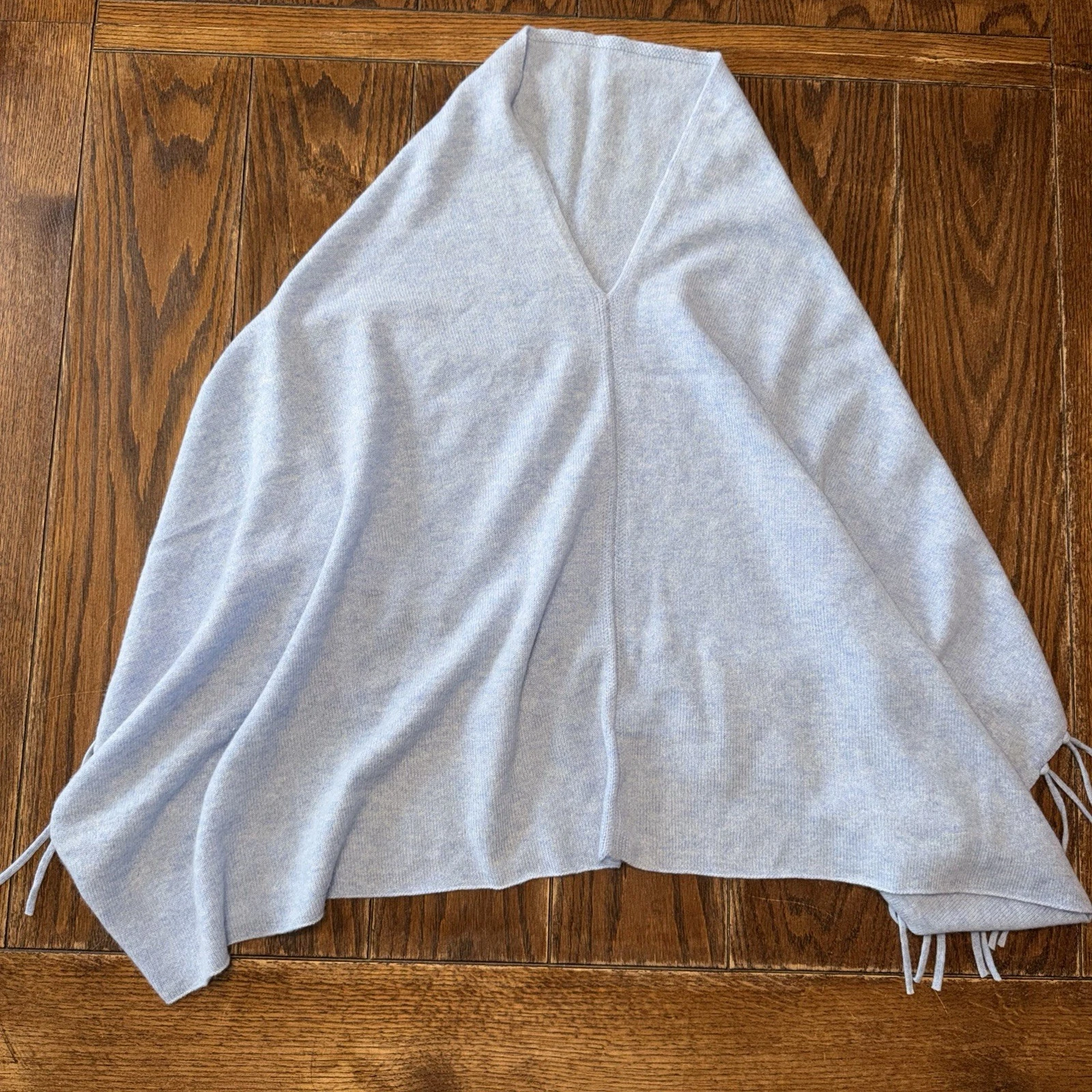 Tommy Bahama Women’s Size Small Medium Cashmere Poncho Sweater Sleeveless
