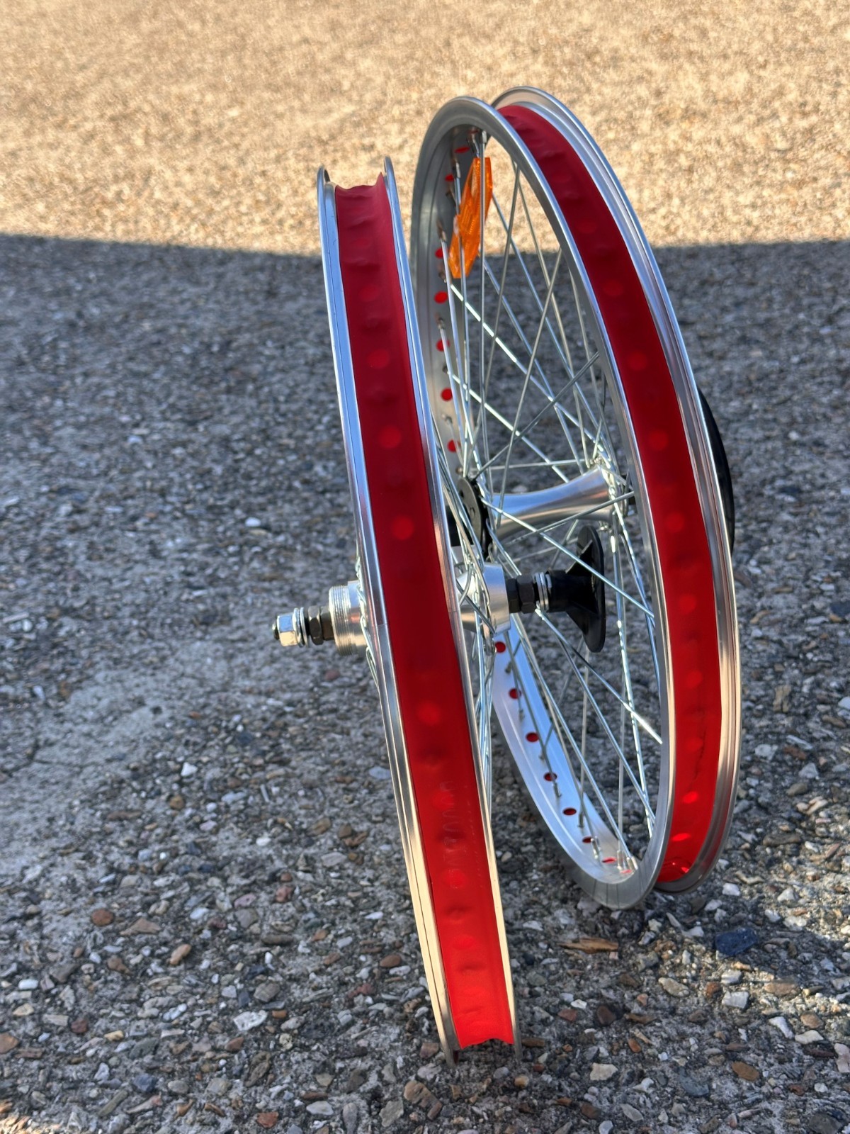 Mongoose Genuine 2022 Pro Class Style 36H Wheels - Satin Finish/Red Rim Tape