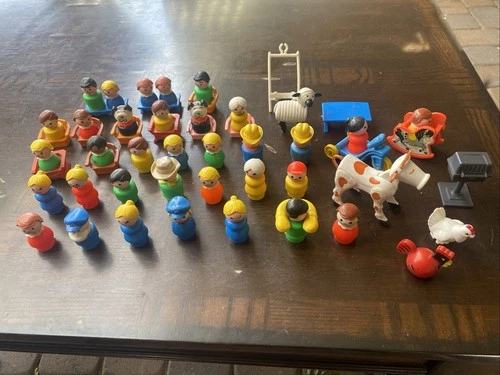 54 Vintage Fisher Price Little People, Animals  and AccessoriesPlastic Used Lot