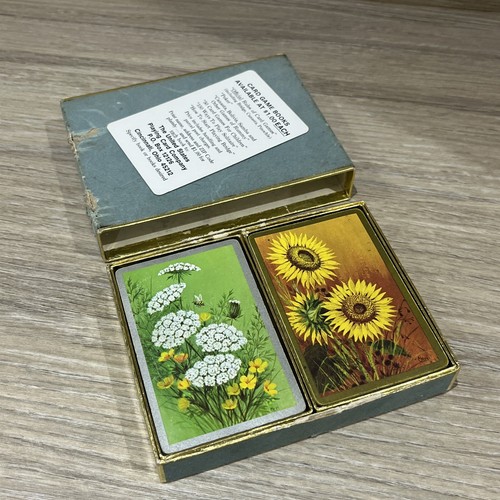 Congress - Double Deck - Playing Cards - Floral - Cel-U-Tone Finish - Pre-Loved - Picture 7 of 12