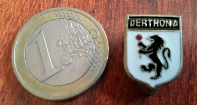 Pin's Vintage Derthona Tortona - Foot Italiano - Badge Boutonnière Collection