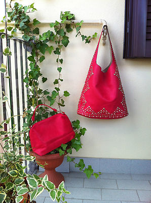 BORSA SECCHIELLO ROSSO ECOPELLE BORCHIE BRILLANTINI BERSHKA ZARA