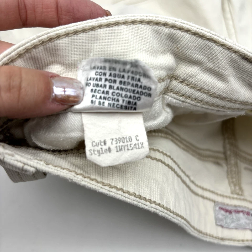 Vintage años 90 l.e.i. Pantalones cortos chinos elásticos de tiro medio denim crema Jr 11 31x3" Foto 4 de 4