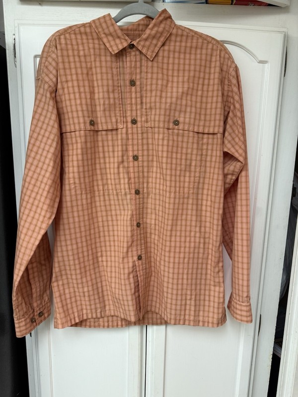 MENS PATAGONIA BUTTON SHIRT SZ LARGE