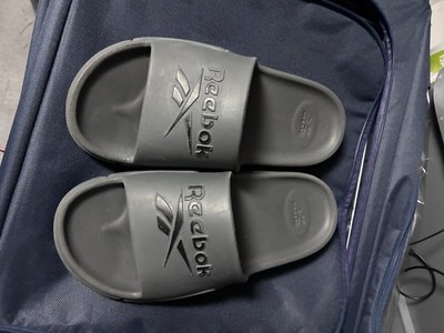 Reebok Classic Slides Size 10