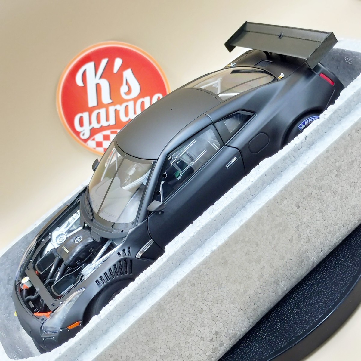 日産コレクション オートアート GTR R35 ブラック AUTOart 1/18 日産 GT-R （R35） ニスモ スペシャルエディション