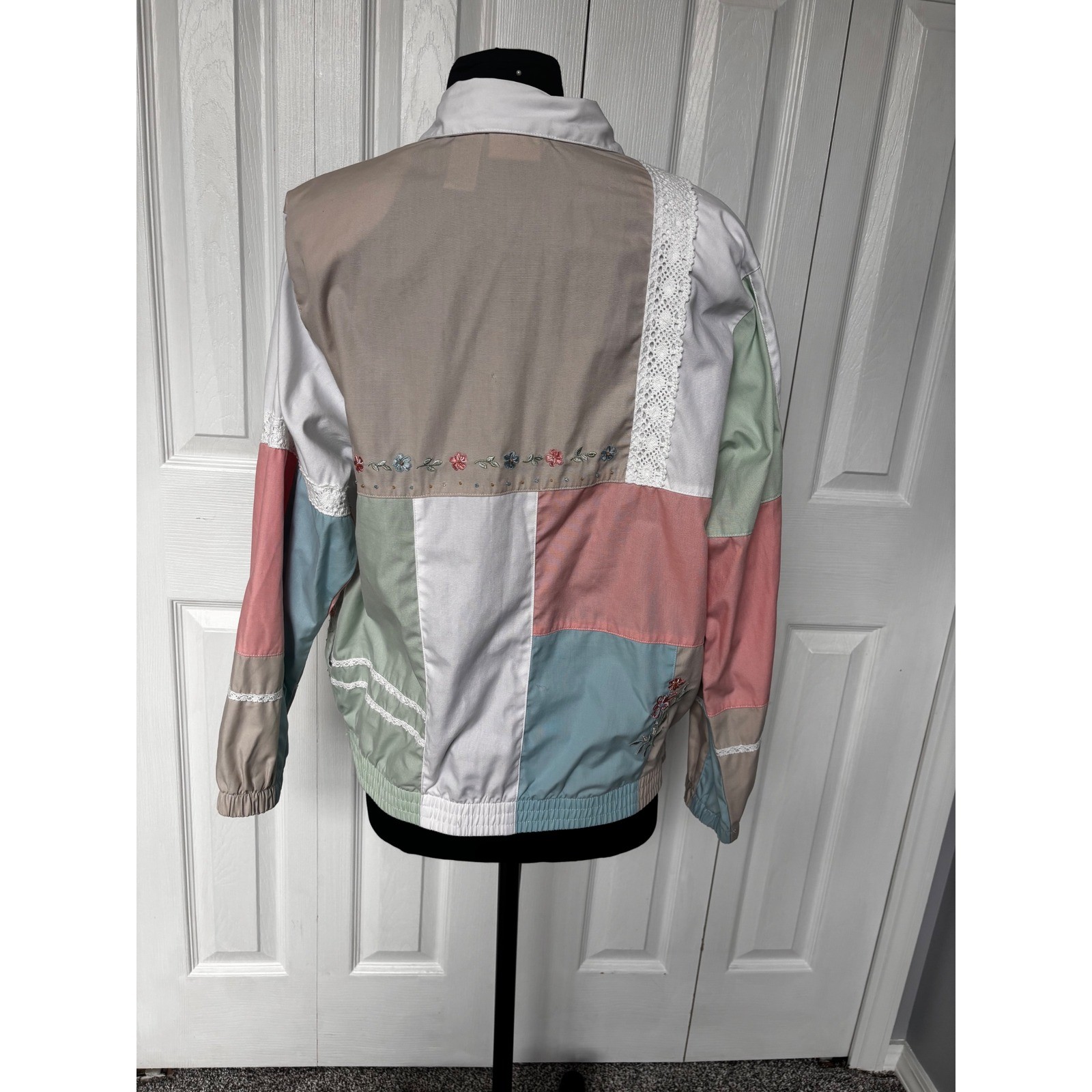 Koret Francisca Patchwork vintage Jacket Floral E… - image 3