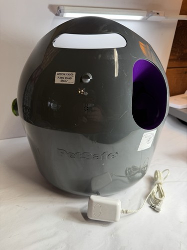 PetSafe Automatic Ball Launcher - Gray Lightly Used with POWER CORD