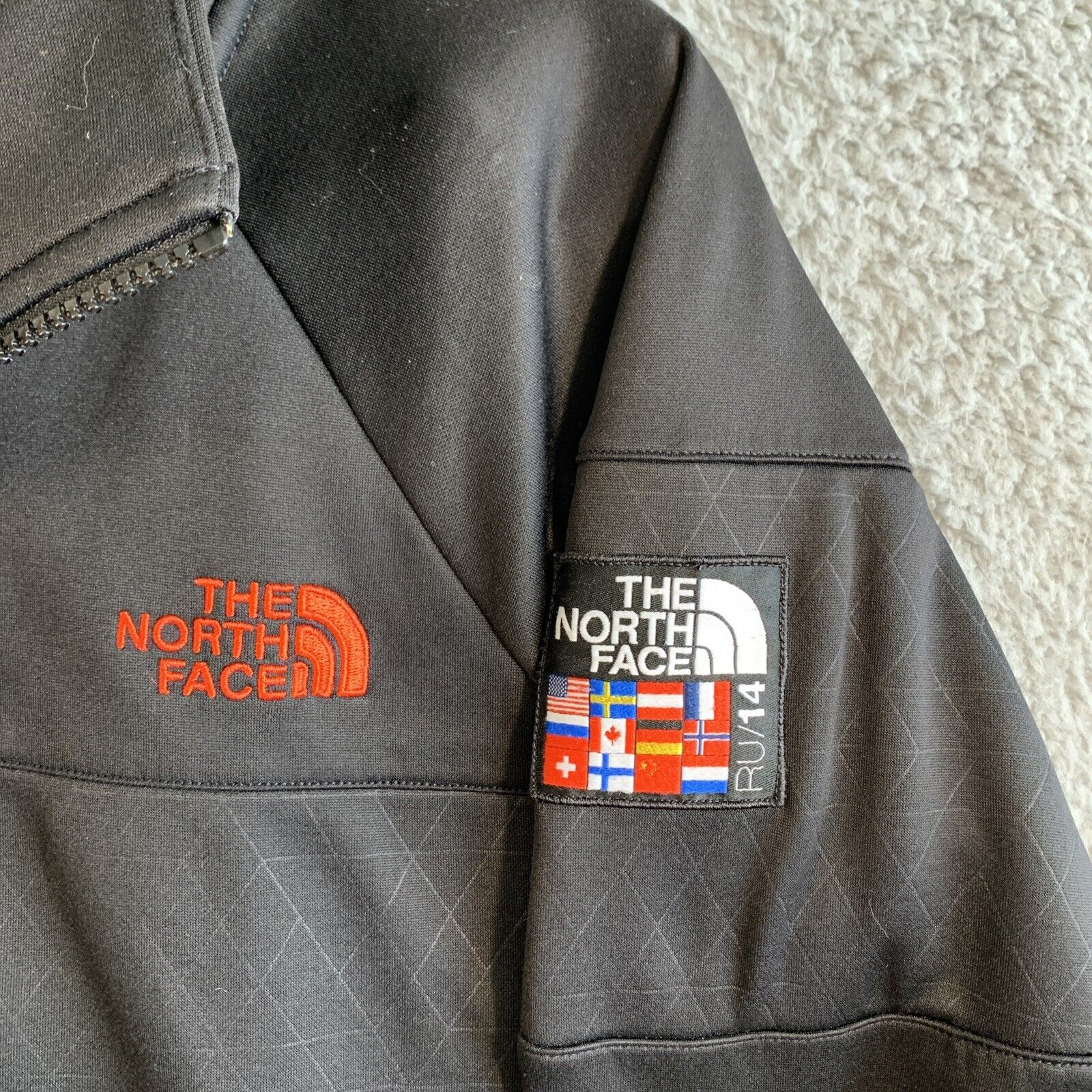 The North Face Women's Track Jacket Medium RU/14 … - image 3