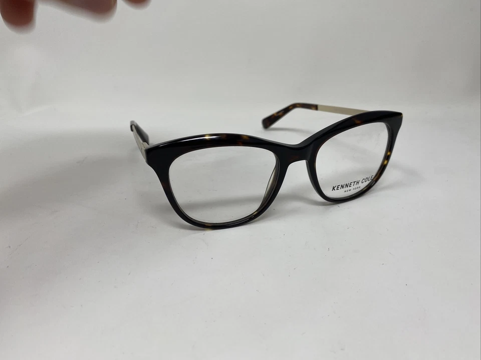 BISAGRA FLEXIBLE KENNETH COLE NEW YORK KC0276 052 ORO TORTUGA BRILLANTE 52/18/135 IN16 Foto 4 de 4