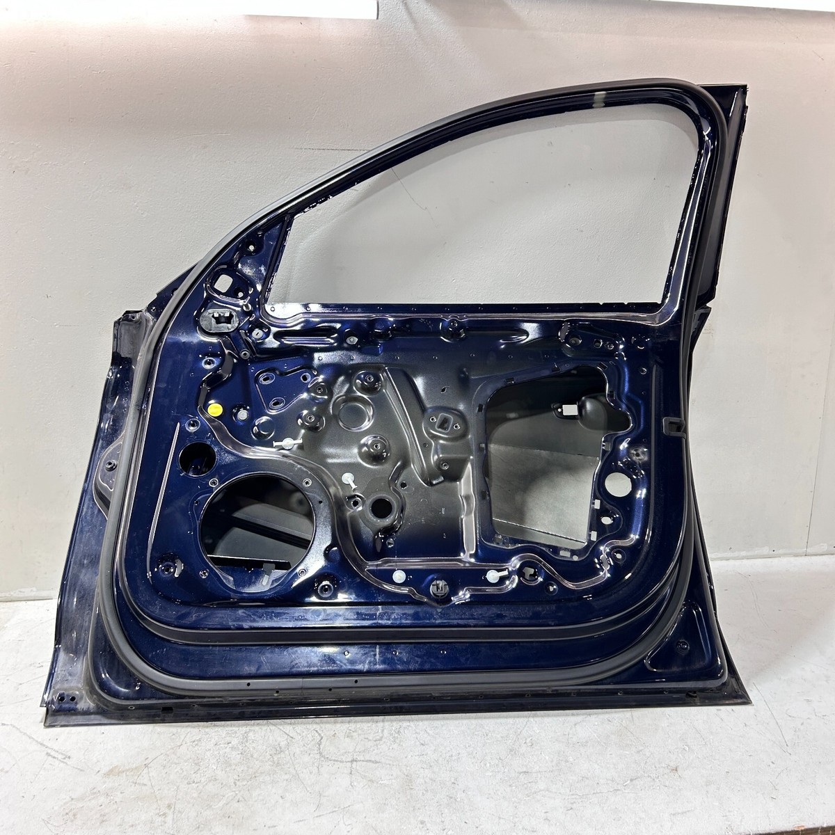 2011 - 2018 Audi A8 Front Right Passenger Side Door Shell Panel