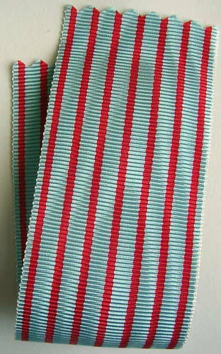 FRANCE: coupe de ruban 14 cm x 37 mm pour la médaille croix du combattant