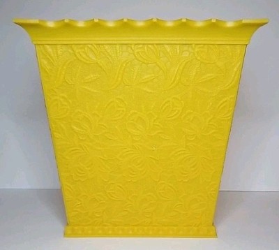 Vtg Max Klein Pink Lace Floral Ruffle Top Plastic Waste Basket Trash Can MCM EUC