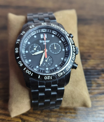 Traser H3 Chronograph Herrenuhr - Schwarz PVD - 2 Extra Bänder