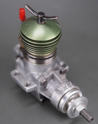 Webra 2,5R ''Mach I'', Hochleistungs-Modelldiesel, 2,5cc (#01-18)