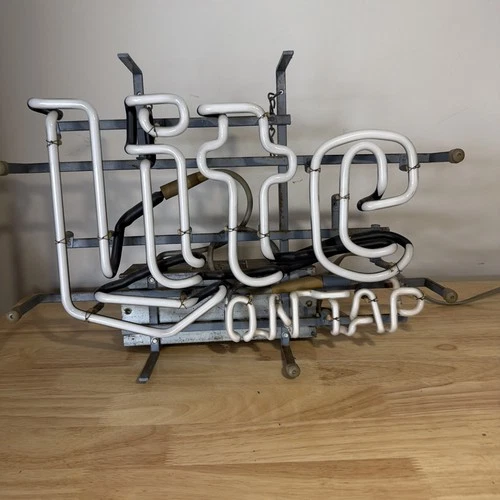 miller lite on tap vintage neon sign RARE