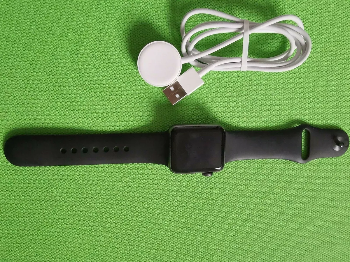 Montre connectée apple serie 2 sale