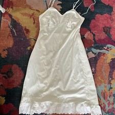 VTG Figurfit by Indera Size 38 White Lace Nylon Anti-Cling Full Slip Babydoll