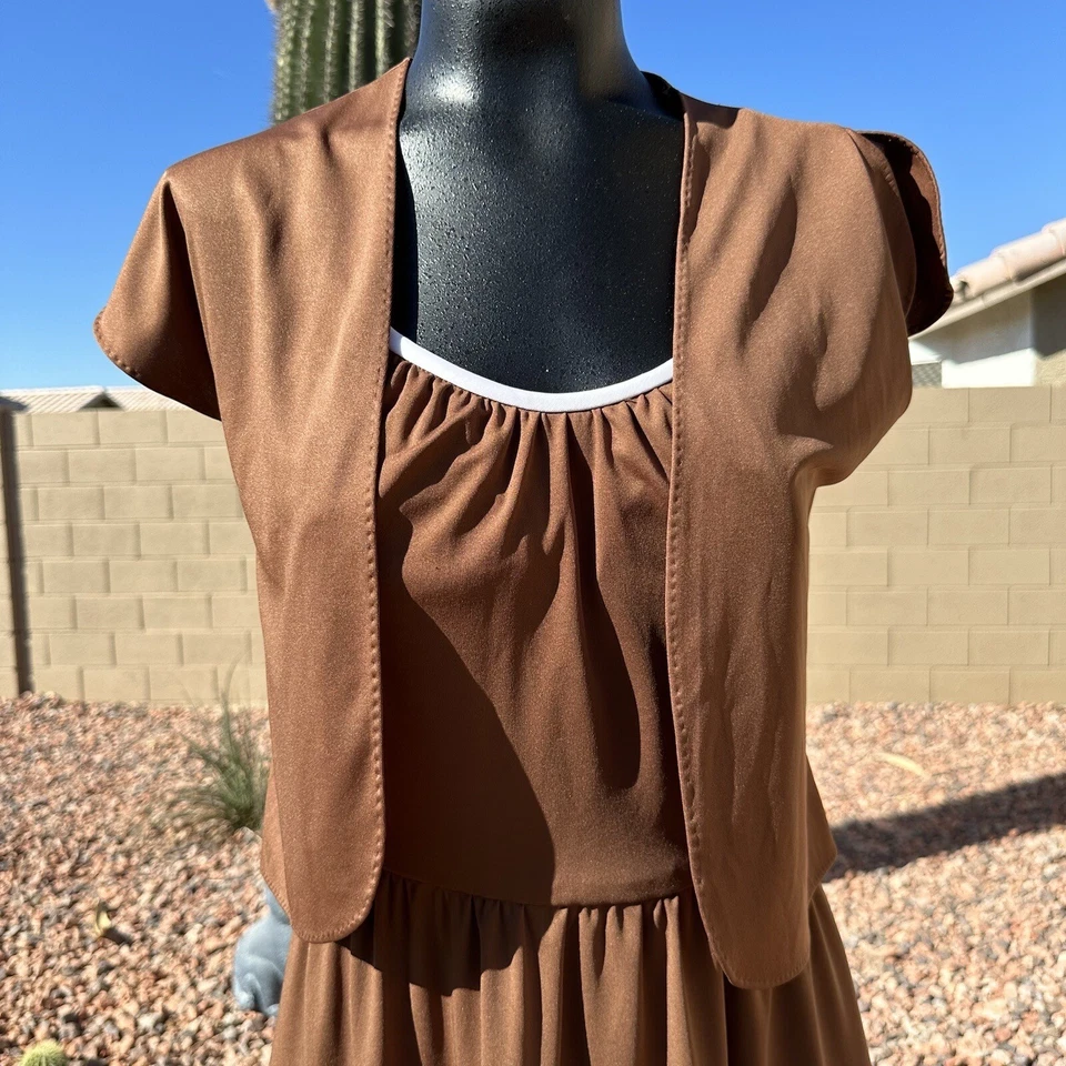 Conjunto Bolero Vestido Mariposa Plisado Marrón Alfred Shaheen Vintage Años 70 Talla 8 Foto 2 de 4