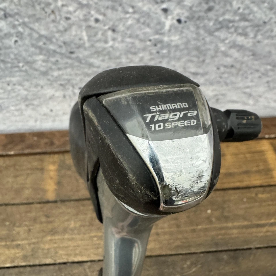 Bicicleta de carretera trasera derecha Shimano Tiagra ST-4600 10 velocidades STI palanca de freno de cambio 10s Foto 2 de 4