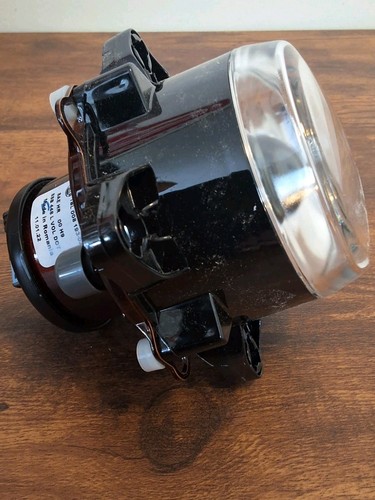 Hella Textron 1BL 008 193-02 Headlight Insert H9 12V **MISSING HARDWARE PACKET** - 第 3/10 張圖片