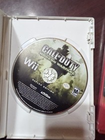 Nintendo Wii Console Bundle 6 Controllers 12+ Games Pac-Man Call of Duty Tested