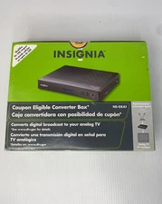 Insignia NS-DXA1-APT Digital To Analog Converter Box W/Remote & Cables
