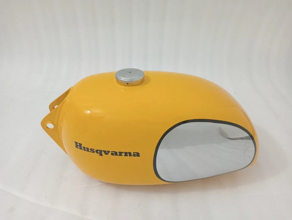 Husqvarna CR450 Desert Master 1973 acero cromo y pintura amarilla tanque de gasolina + tapa Foto 2 de 4