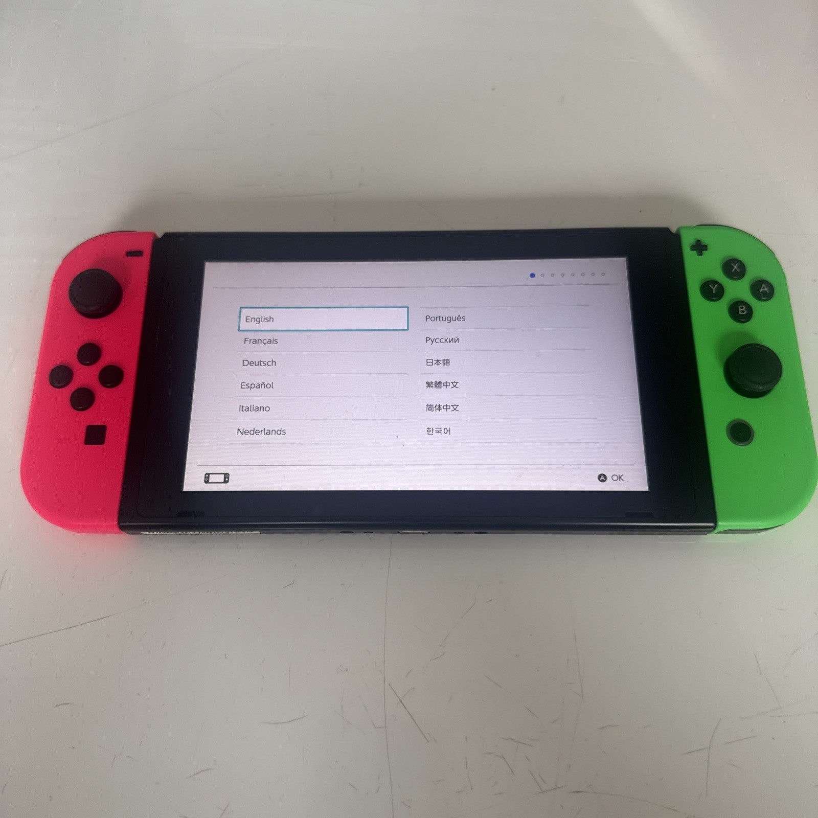 Nintendo Switch Handheld Game Console HAC-001 With Green / Pink Joy-Cons OEM