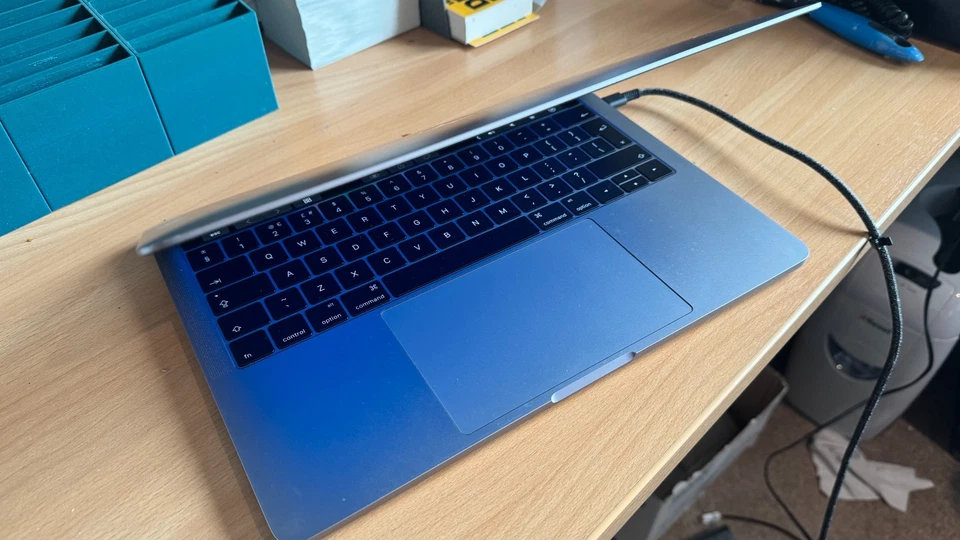 Apple MacBook Pro 13" 2016 · i5 · 8GB · 500GB, photo 3 of 5