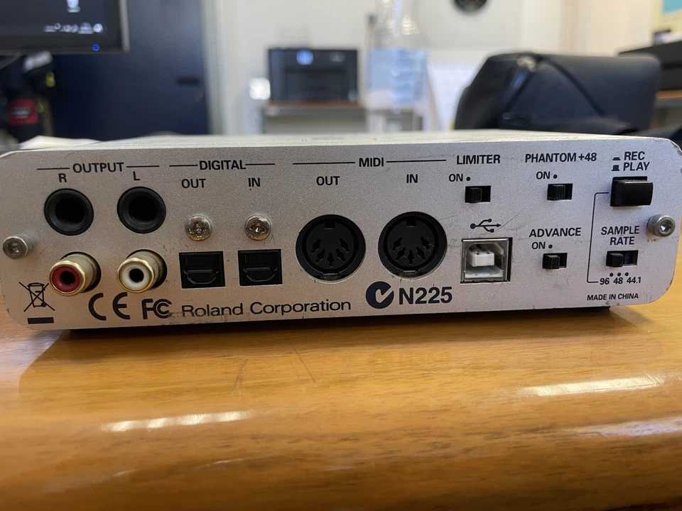 Scheda audio USB ROLAND edirol ua25 - Immagine 2 di 3