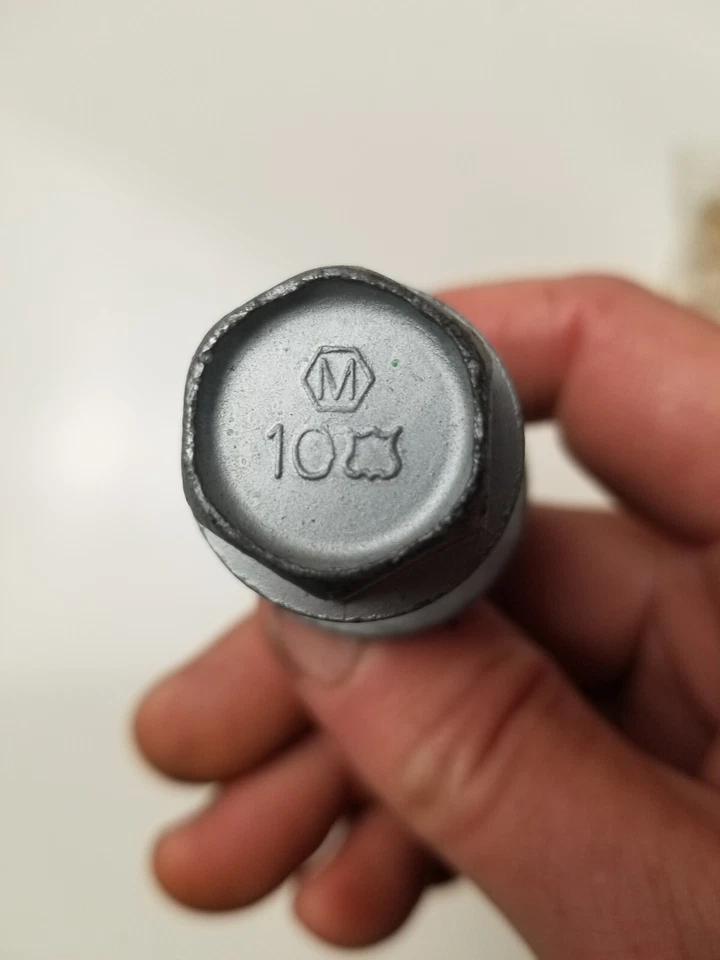 Perno con brida y lavado de cremallera de dirección OEM Mopar 6504585 Foto 4 de 4