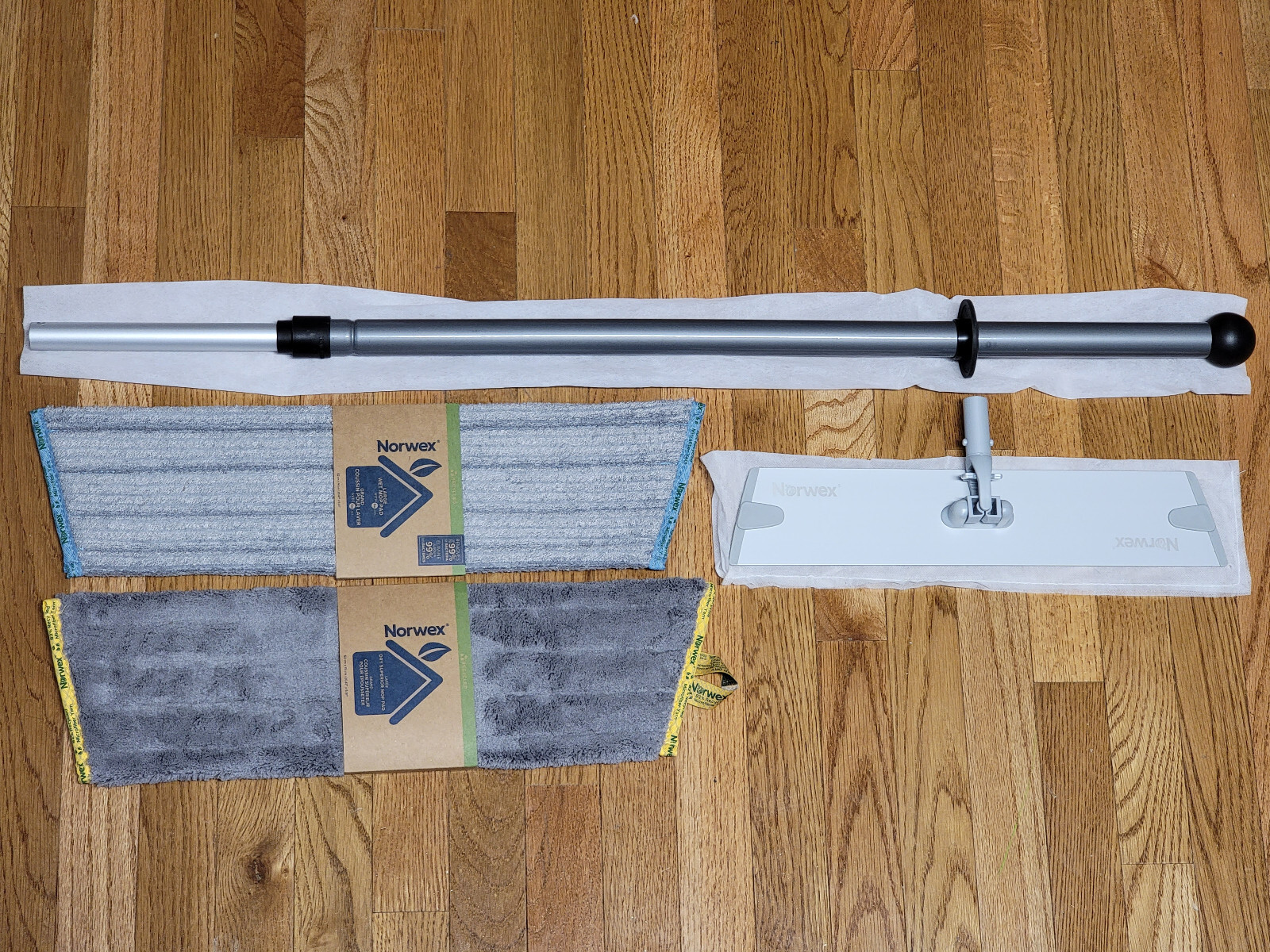 Norwex Superior Mop Starter System Large Dry & Wet Mop Pad Graphite