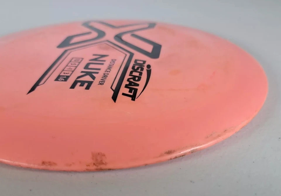 Used Discraft X Nuke 164-166g Disc Golf Distance Driver Pink 13/5/-1/3 ds - Image 3 of 4