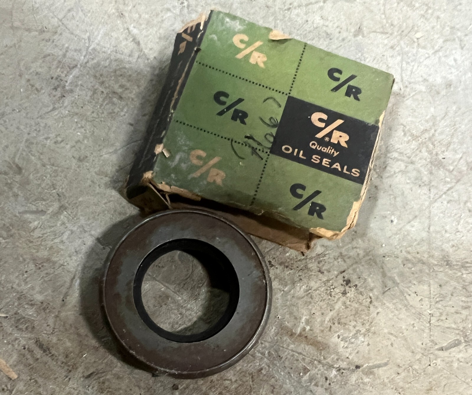 SKF Chicago Rawhide 9667 Oil Seal for automotive and industrial use