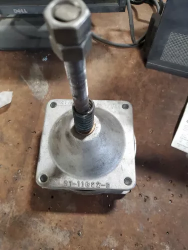 Rousselle 000262600/6 Air Brake Cylinder Assembly BB-9. Great Condition.