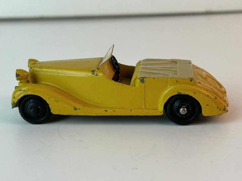 Dinky #38b, 1940’s Sunbeam Talbot Convertible, Yellow, Original - Image 2 of 4