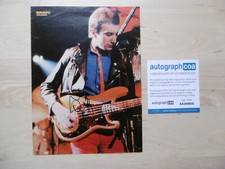 John Deacon "Queen" Original Autogramm signed A4 Magazinbild ACOA