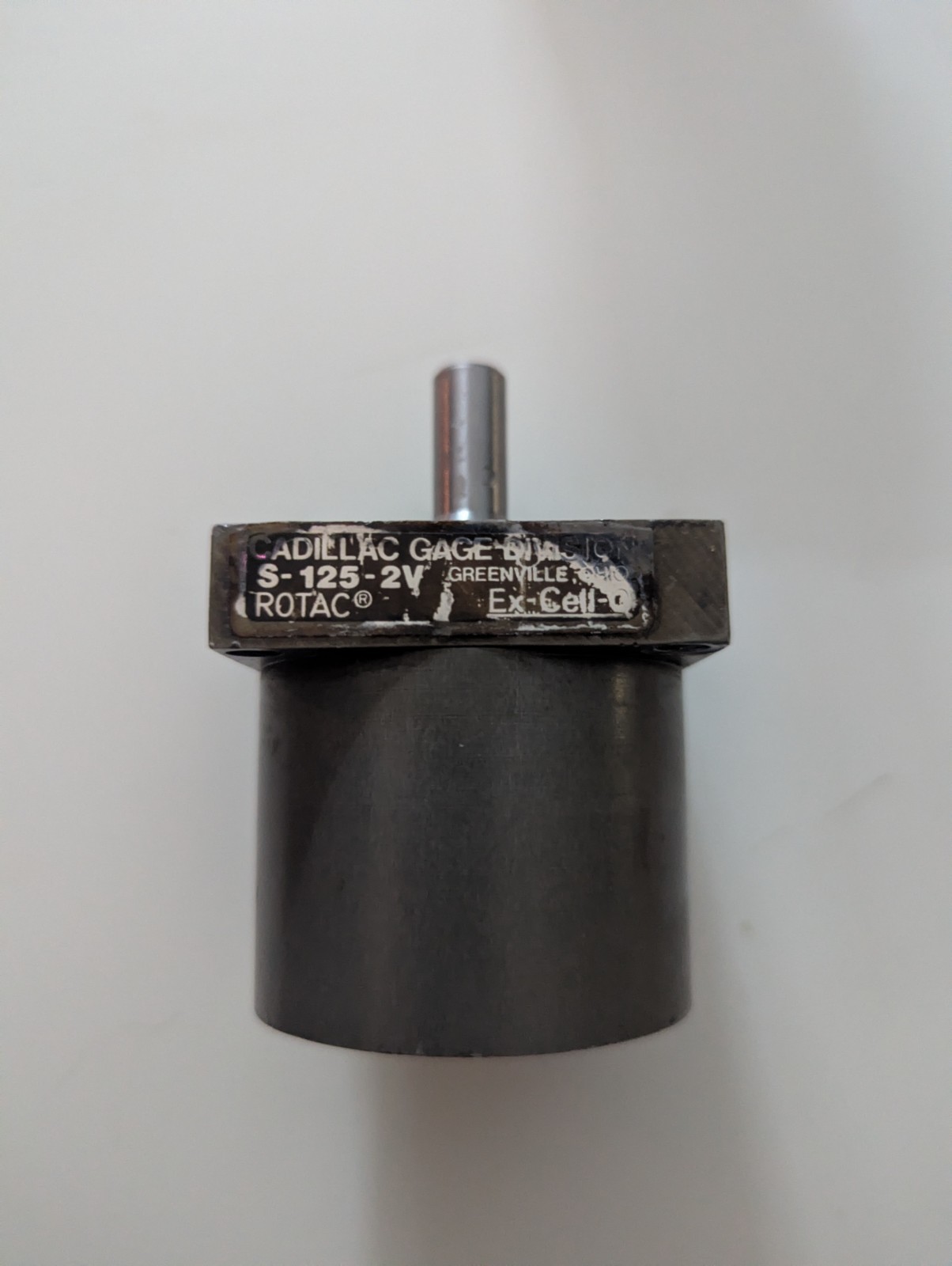 New Cadillac Ex-Cello Rotac S-125-2V Pneumatic Actuator 1/8 NPT