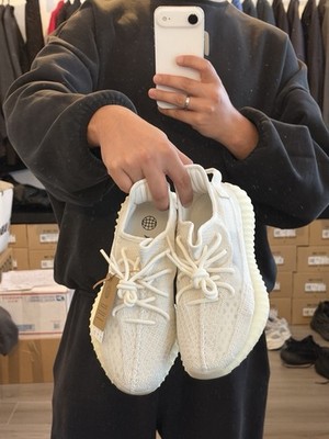 Adidas Yeezy Boost 350 v2 Bone 39 1/3