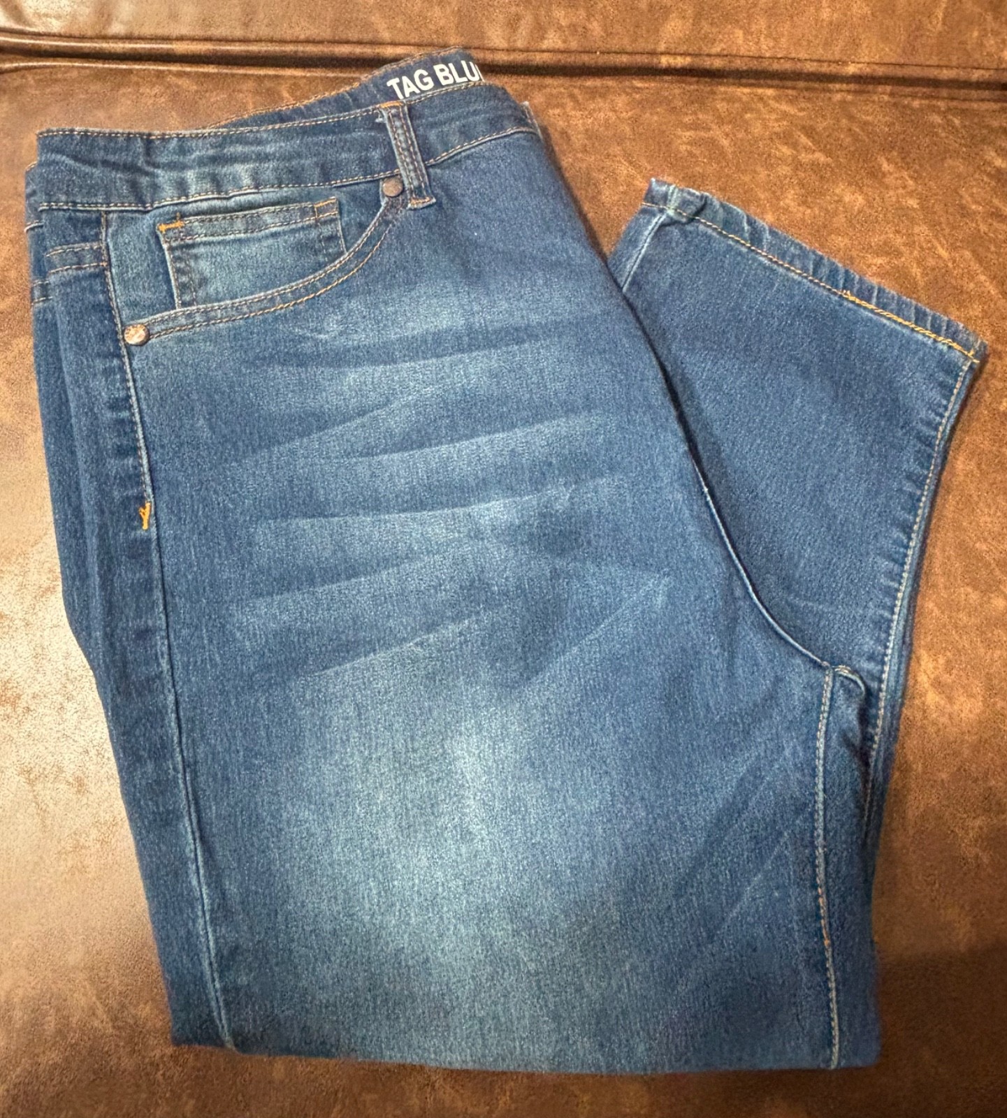 TAG BLUE Woman&rsquo;s Blue Denim Capris Size 16