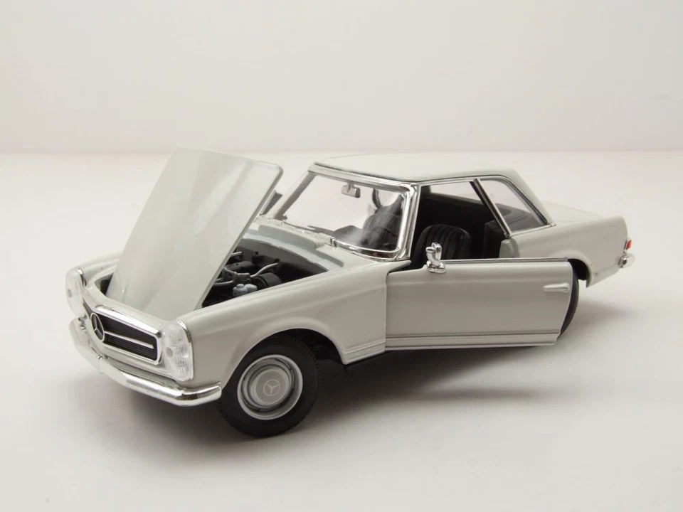 Mercedes 230 SL Pagoda W113 Bianca Modellino 1:24 Welly - Immagine 4 di 4