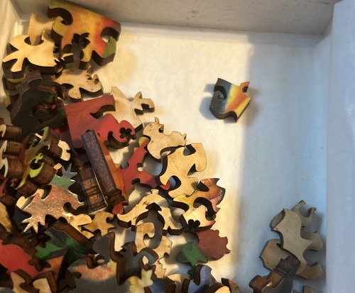 Puzzle in legno artefatto ecrù nuovo Franz Marc cavallo blu 96 pezzi LEGGI - Foto 6 di 9