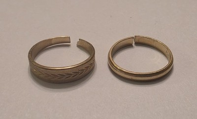Broken 10K Yellow Gold Ring Lot 4g Scrap Repair Size 6.5 Estate