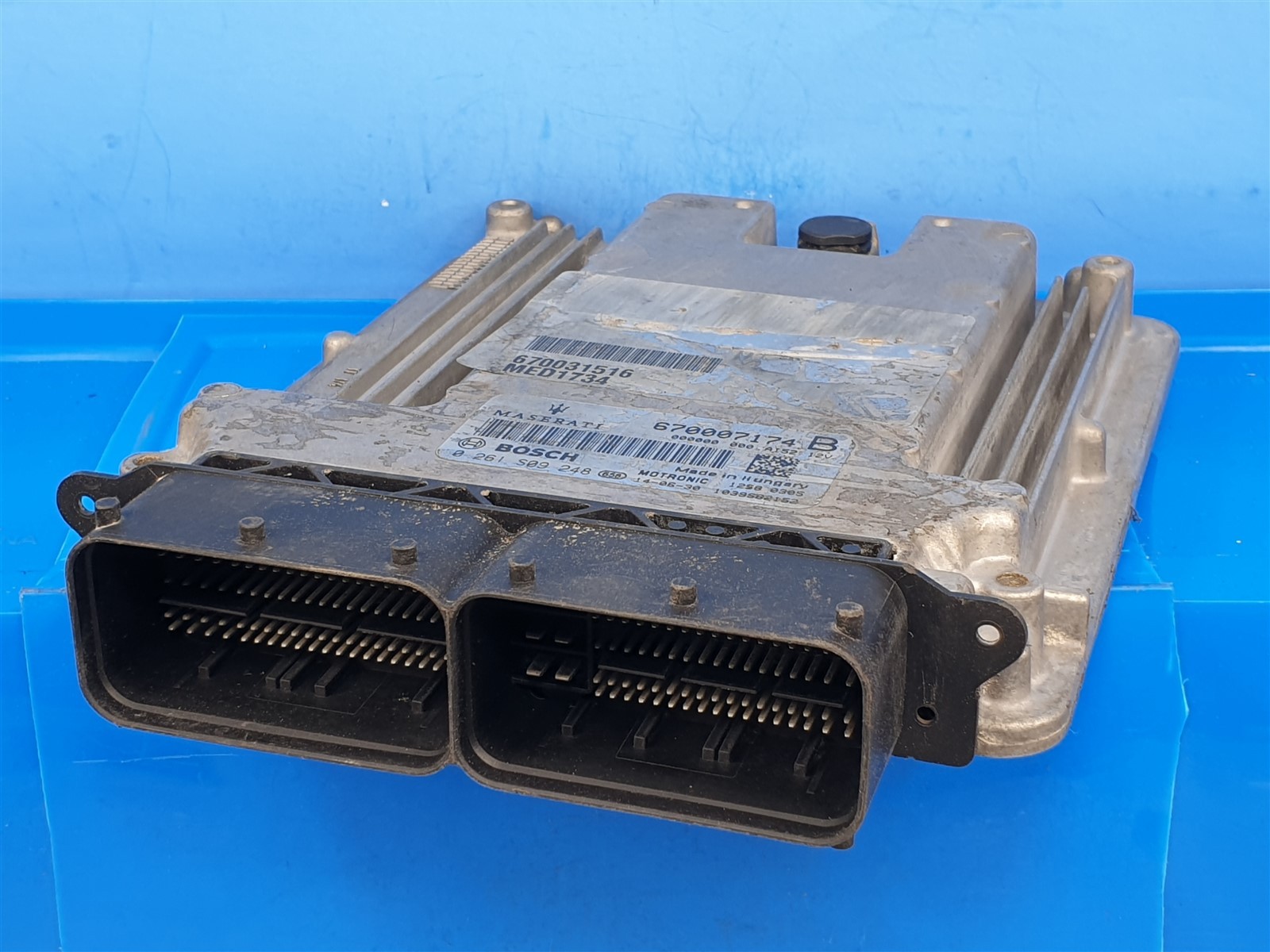 14-20 Maserati Ghibli Engine Control Unit ECU 670031516- 670007174 OEM 946S4C3B3