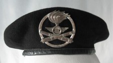 Artillerie Soldaten Barett Milit&auml;r M&uuml;tze Armee Uniform Army Anstecker Vintage