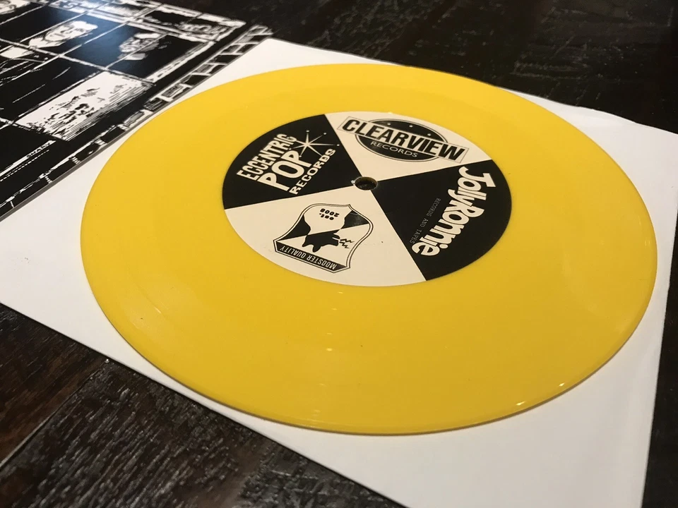 THE YOUNG ROCHELLES ‎Cannibal Island 7" Vinyl 100-Screeching Weasel The Queers - Image 4 of 4