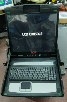 APC AP5717 17'' Rackmount LCD Konsole