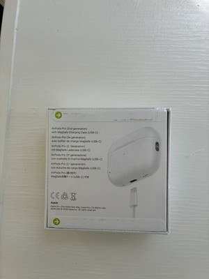 Apple AirPods Pro (2nd Gen) White Bluetooth USB-C MagSafe Charging
